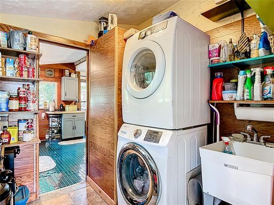 Interior, Utility Closets, Washer