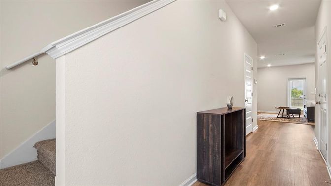 Interior, Recessed Lighting, Wood Texture Flooring