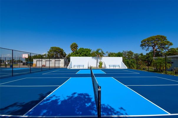 Exterior, Tennis Courts
