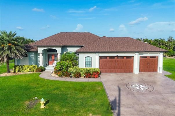 Attached, Backyard, Exterior, Facade, French Provincial