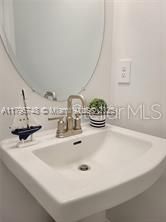 DE Listing image placeholder