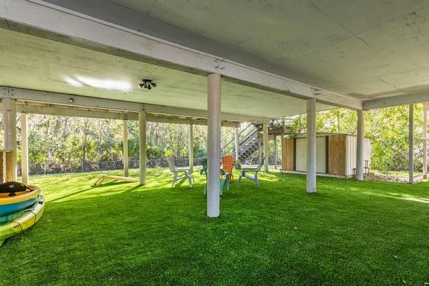 Backyard, Interior, Sun Room