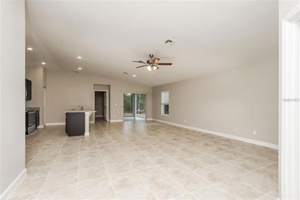 Empty room, Interior, Recessed Lighting