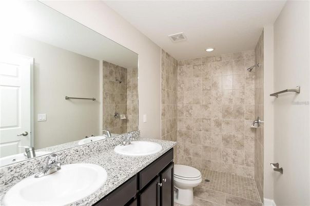 Bathroom, Dual Sink Vanities, Interior, Recessed Lighting