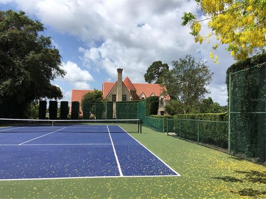 Exterior, Tennis Courts