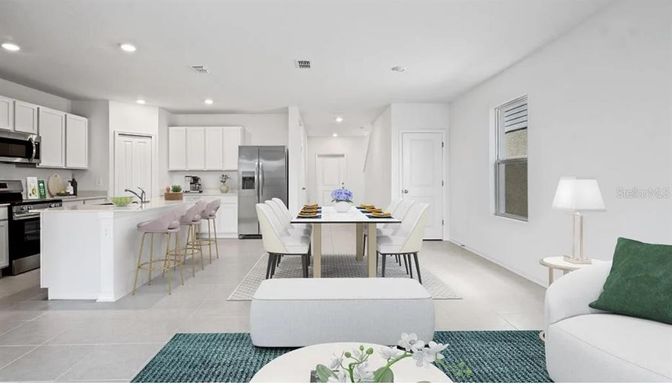 Dining room, Interior, Kitchen, Recessed Lighting, Stainless Steel Appliances