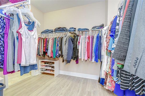 Interior, Walk-in Closets, Wood Texture Flooring