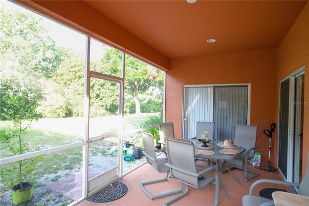Dining room, Interior, Recessed Lighting, Sun Room