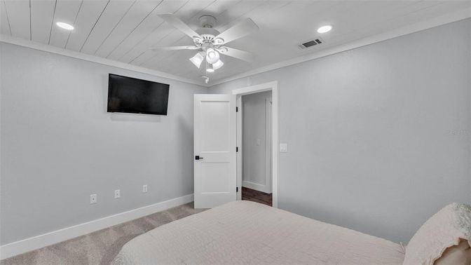 Bedroom, Interior, Recessed Lighting