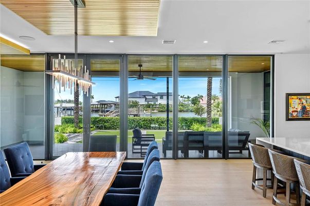 Chandelier, Dining room, Interior, Pendant Lights, Recessed Lighting, Wood Texture Flooring