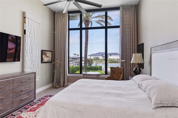 Bedroom, Interior, Recessed Lighting, Water