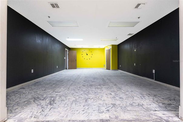 Empty room, Interior, Marble, Recessed Lighting