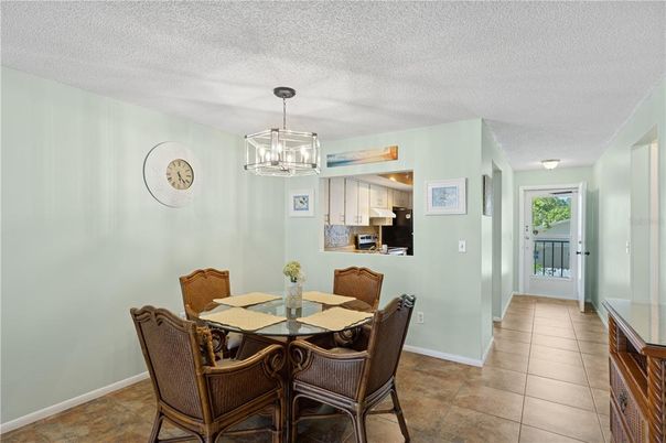 Dining room, Interior, Kitchen, Pendant Lights