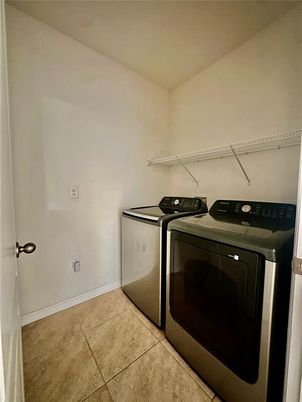 Interior, Washer
