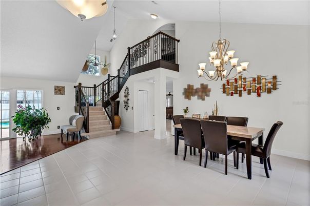 Chandelier, Dining room, Interior, Pendant Lights