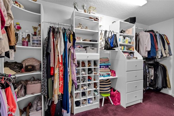 Interior, Walk-in Closets