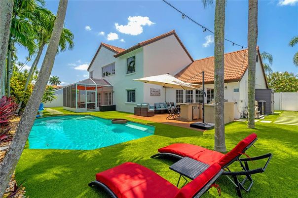 Backyard, Exterior, Pool