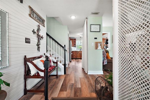 Interior, Recessed Lighting, Wood Texture Flooring