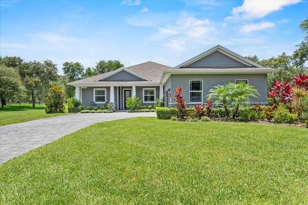 Backyard, Exterior, Facade, Ranch