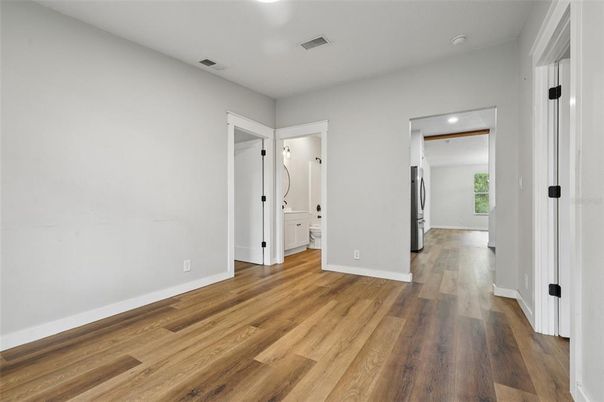 Empty room, Interior, Recessed Lighting, Wood Texture Flooring