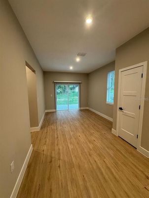 Empty room, Interior, Recessed Lighting, Wood Texture Flooring