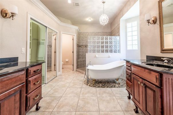 Bathroom, Chandelier, Dual Sink Vanities, Free Standing Baths, Interior, Recessed Lighting