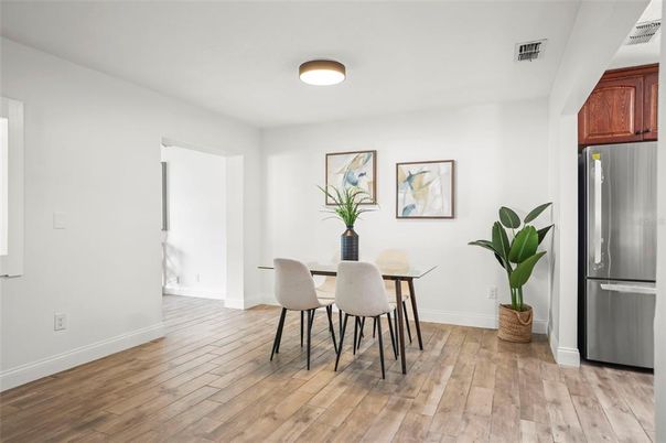 Dining room, Interior, Kitchen, Stainless Steel Appliances, Wood Texture Flooring