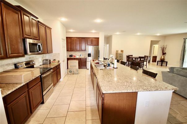 Dining room, Interior, Kitchen, Recessed Lighting, Stainless Steel Appliances