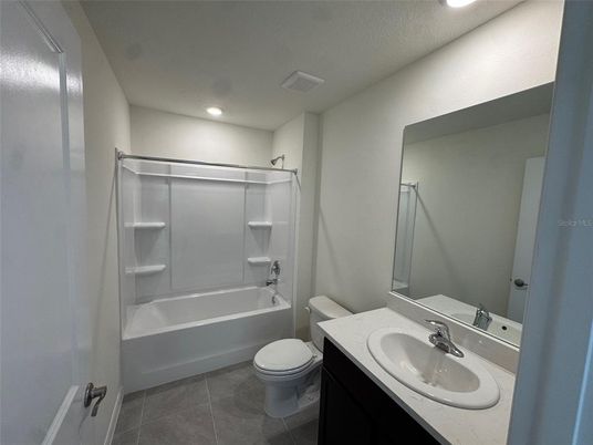 Bathroom, Interior, Recessed Lighting