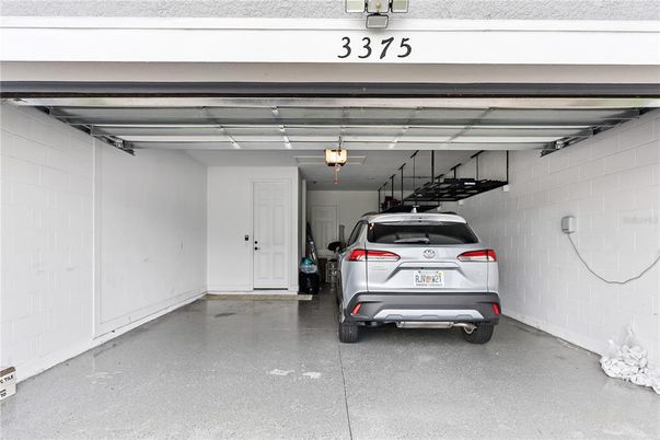 Garage, Interior