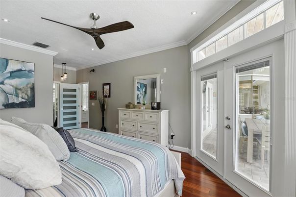 Bedroom, Interior, Pendant Lights, Recessed Lighting, Wood Texture Flooring