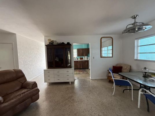 Dining room, Interior