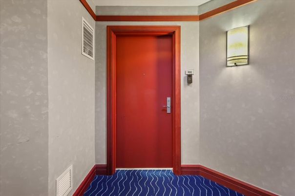 Elevator, Interior