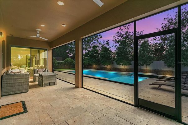 Interior, Pool, Recessed Lighting, Sun Room
