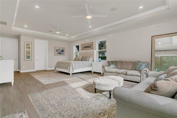 Bedroom, Interior, Living room, Recessed Lighting, Wood Texture Flooring