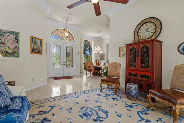 Chandelier, Dining room, Interior, Pendant Lights