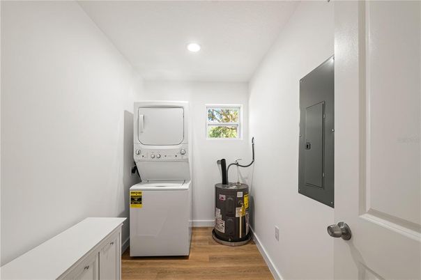 Interior, Recessed Lighting, Utility Closets, Washer, Wood Texture Flooring