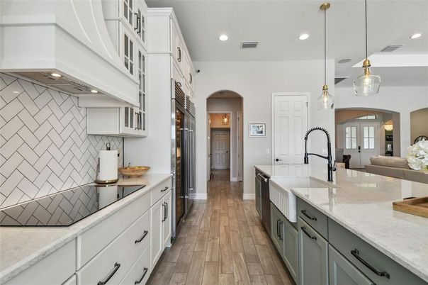 Interior, Kitchen, Pendant Lights, Recessed Lighting, Wood Texture Flooring
