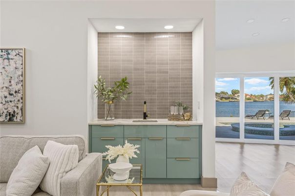 Interior, Recessed Lighting, Water, Wood Texture Flooring