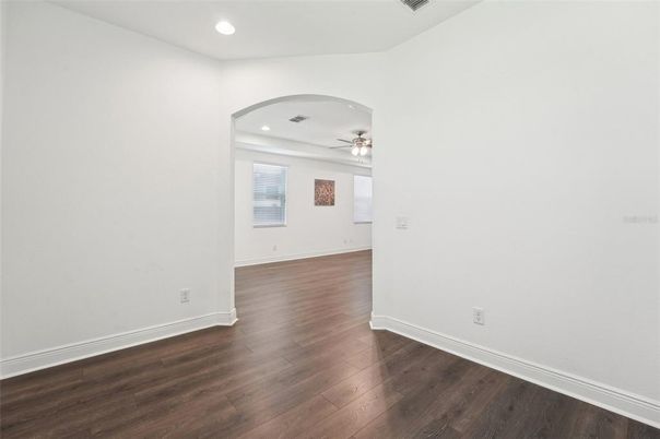 Empty room, Interior, Recessed Lighting, Wood Texture Flooring