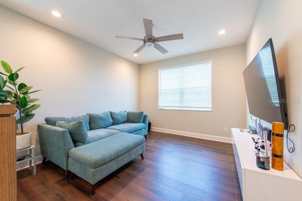 Interior, Recessed Lighting, Wood Texture Flooring