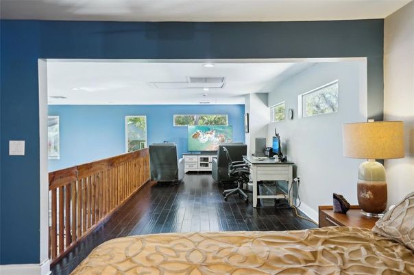 Home Office, Interior, Recessed Lighting, Wood Texture Flooring