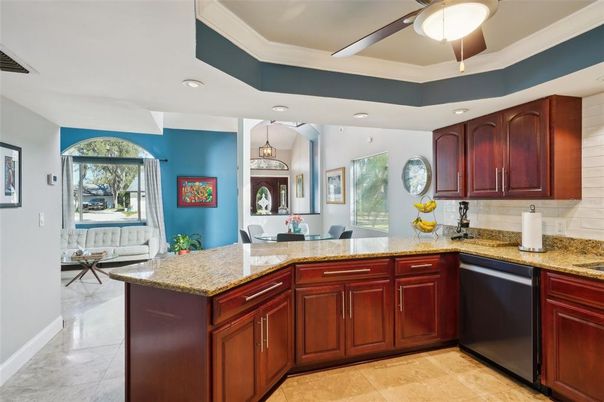 Dining room, Interior, Kitchen, Pendant Lights, Recessed Lighting