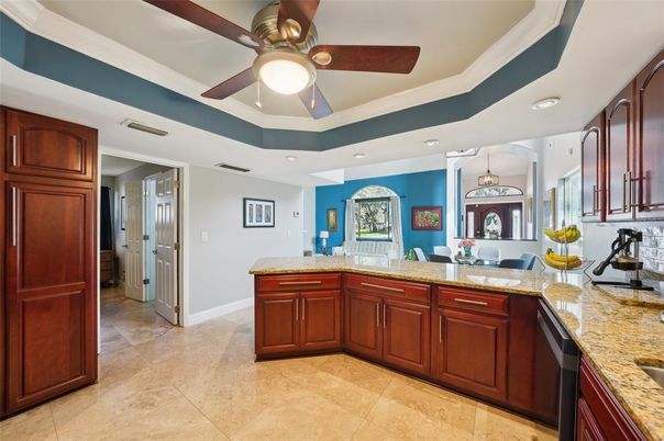 Dining room, Interior, Kitchen, Pendant Lights, Recessed Lighting