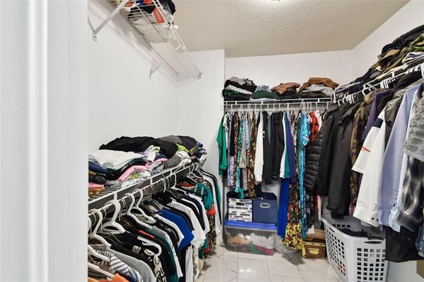 Interior, Walk-in Closets