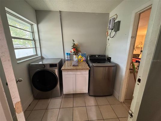 Interior, Washer
