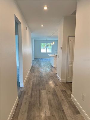 Interior, Pendant Lights, Recessed Lighting, Wood Texture Flooring