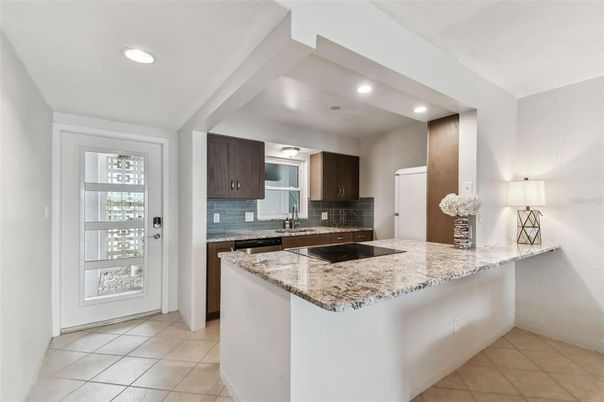 Interior, Kitchen, Recessed Lighting