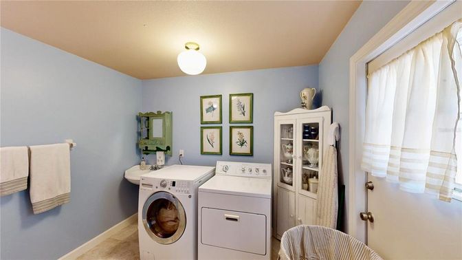 Interior, Washer