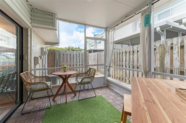 Exterior, Interior, Sun Room